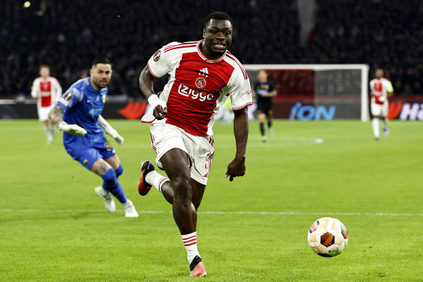 绝对主角 绝对主角